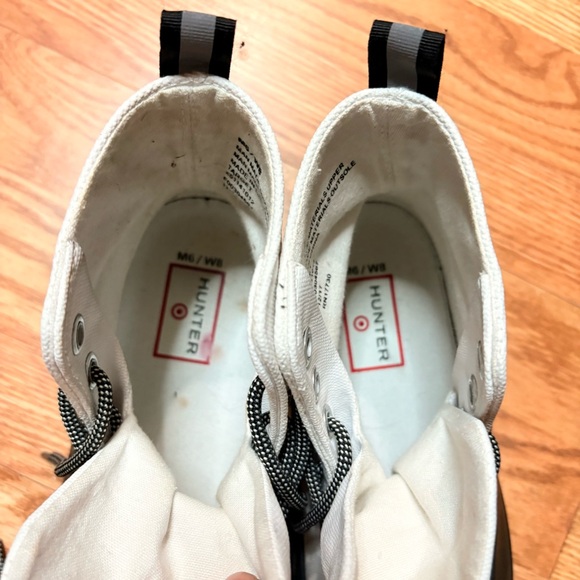 NEW Hunter Explorer Desert Boot Black and Cream Lace-Up Boots Size Women's 8 - Picture 9 of 10